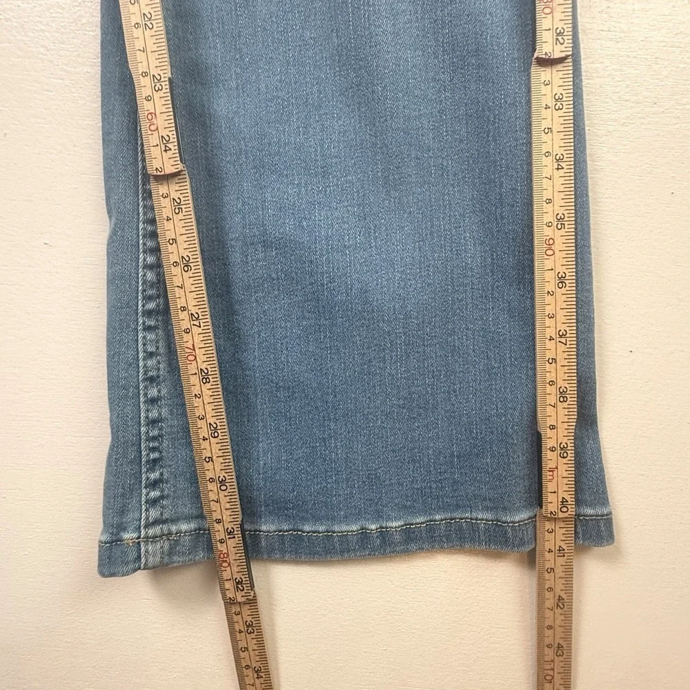 New Shyanne Women's Mid Rise Bootcut Jeans‎ Size 30/32 Light Wash Flare